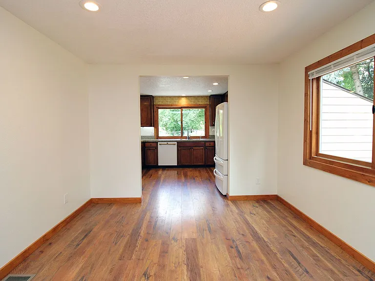 12047 SE 115th Ave — Photo 8