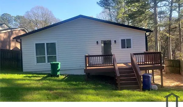 3 bed, 1118 sqft, $2,800 — Photo 3