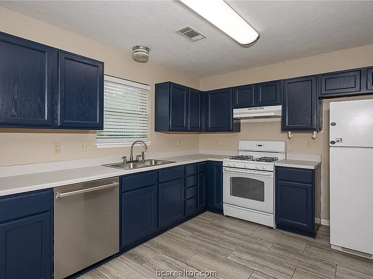 519 Chappel St — Photo 10