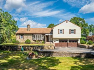 121 Wentworth St, Dedham, MA 02026