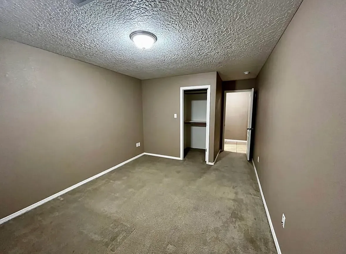 Hawk Eye Rd NW, Albuquerque — Photo 4