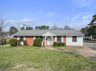 5205 Dunmoreland Ct, College Park, GA 30349