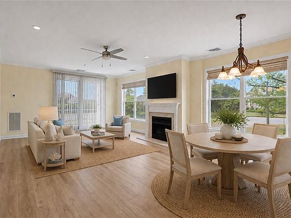 3rd image of 400 Rudee Point Rd APT 107