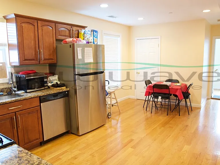 207 Hillside St #3 — Photo 7