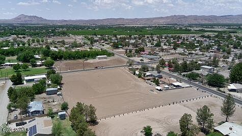 4th image of 4840 Dona Ana Rd