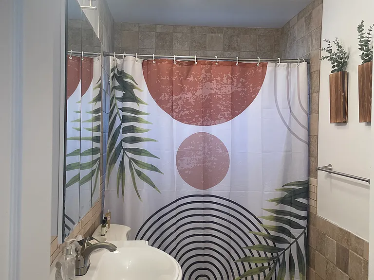 520 Stewart St #1 — Photo 4