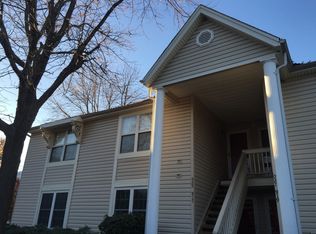 917 Sugar Lake Ct, Saint Peters, MO 63376