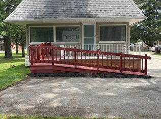 9134 Lewis Ave, Temperance, MI 48182