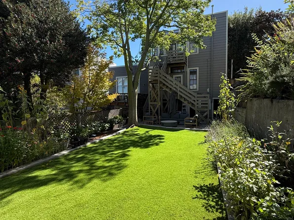 82 Beaver St, San Francisco, CA 94114