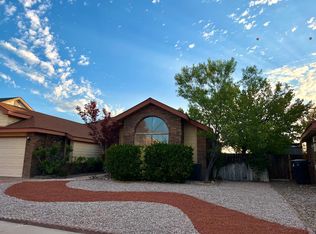 9400 Clearwater St NW, Albuquerque, NM 87114