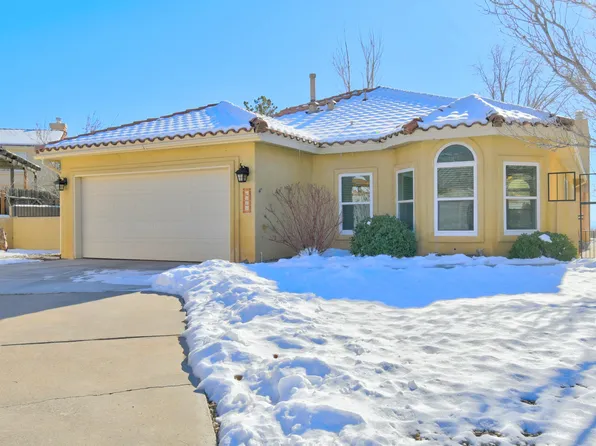 1110 Blue Quail Rd NE, Albuquerque, NM 87112