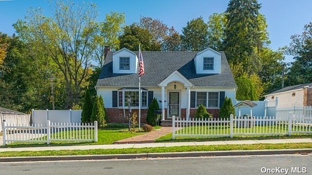 8 Willets Drive Syosset NY 11791 Zillow