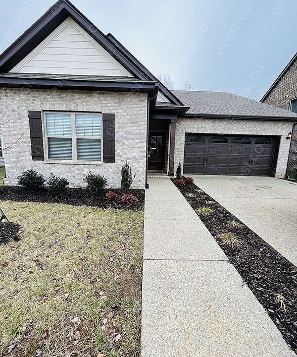 1st image of 136 Crabourne Dr