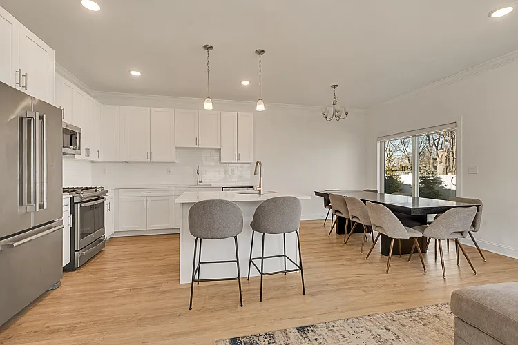 221 Brighton Ave #306 — Photo 12