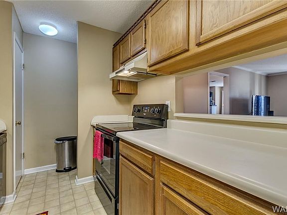 3rd image of 1747 Jack Warner Pkwy APT 210-B
