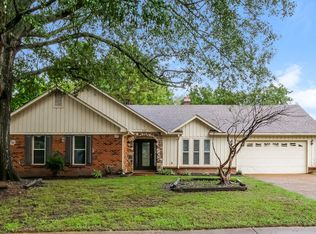 8620 Kettering Dr, Cordova, TN 38016