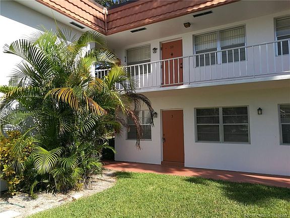 3rd image of 2600 SE Ocean Blvd Unit Un Ee 3