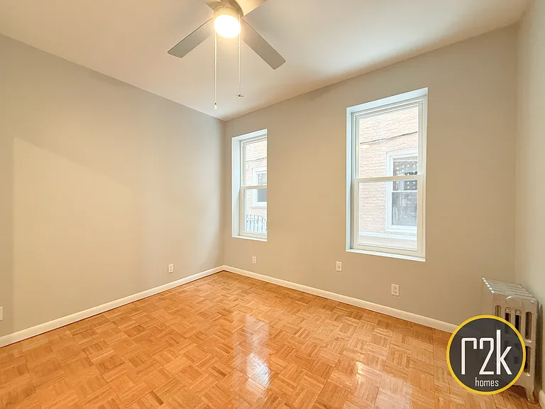 23-72 24th St #1C — Photo 8