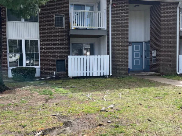 275 Green St APT 5J2, Beverly, NJ 08010