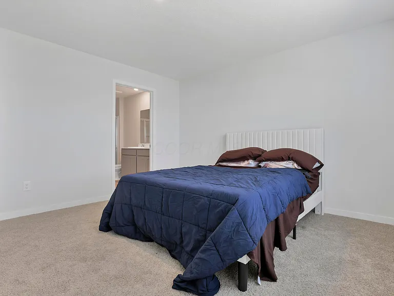 6302 Marinelli Dr N — Photo 21