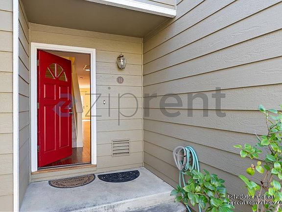 2nd image of 700 Chiquita Ave APT 11