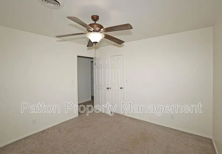 7902 Gerald Dr — Photo 28