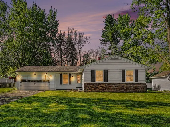 5699 Lamplighter Ln, Kalamazoo, MI 49009