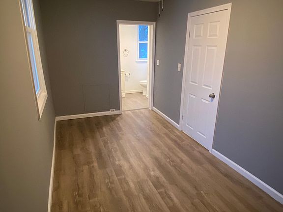 4th image of 502 Delaware Ave Unit 2