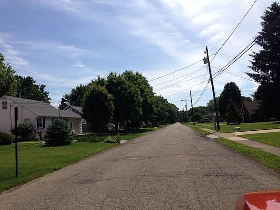 2nd image of 1327 E Broad St