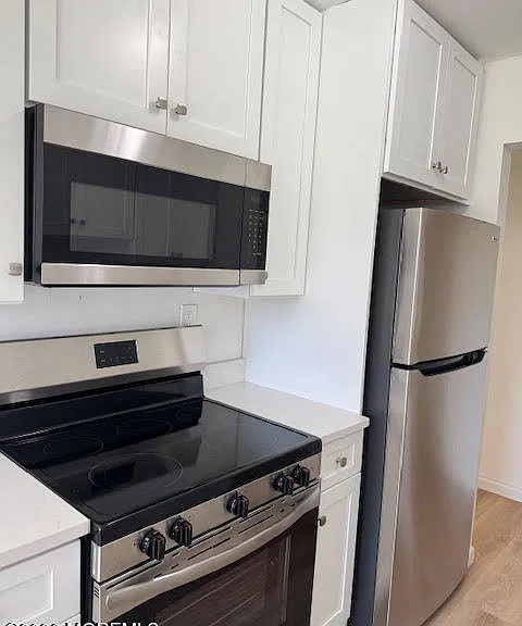 35 Manchester Ct #D — Photo 11