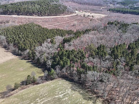 3rd image of 40 acres Town Hall Road