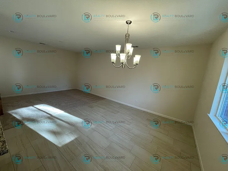 925 W End St — Photo 14