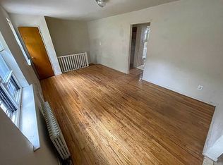 224-39 77th Ave #12B, Oakland Gardens, NY 11364