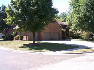 1228 W Cardinal St, Springfield, MO 65810