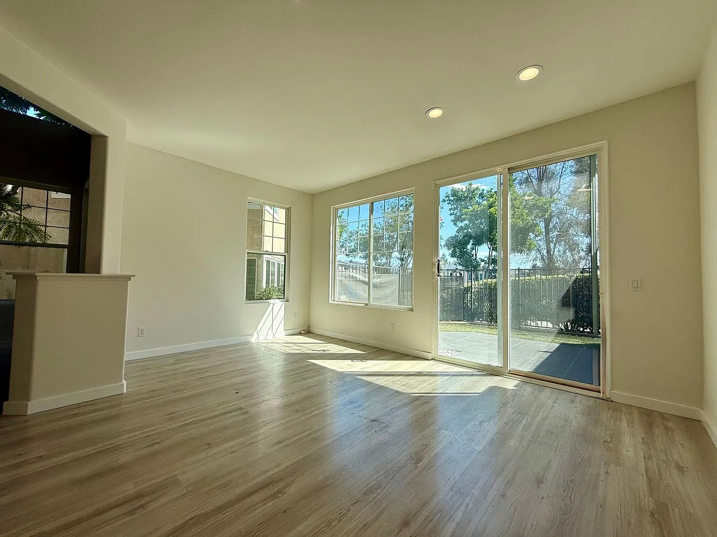 Updated 3 Bed, 3 Bath Condo in Carmel Mountain Ranch with 2-Car Garage — Photo 4