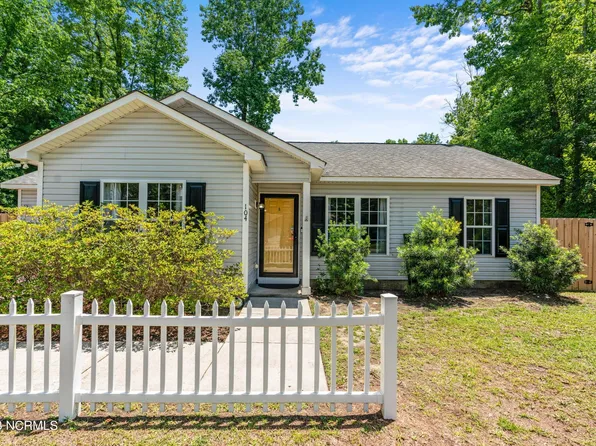 104 Shearin Hills Drive, Castle Hayne, NC 28429