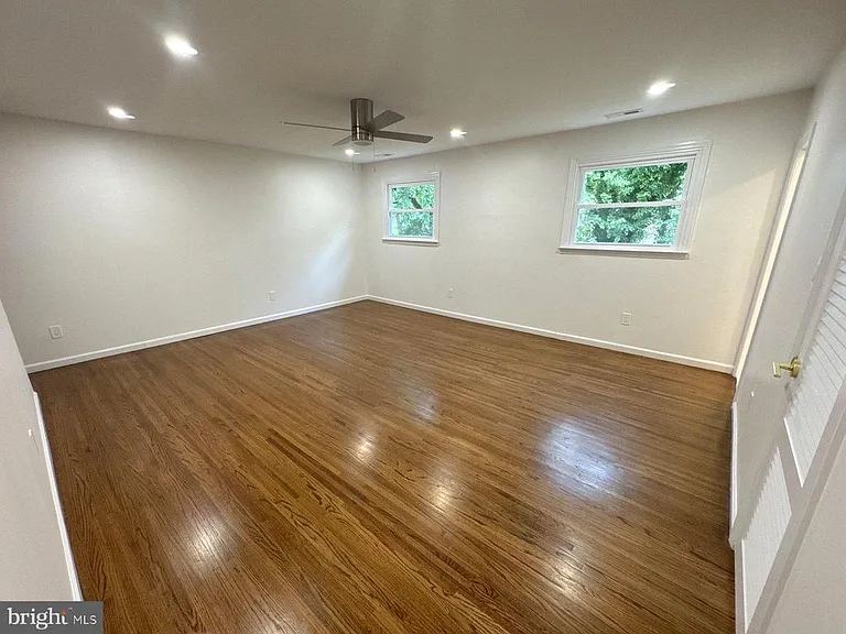 355 Cherry Hill Blvd — Photo 15