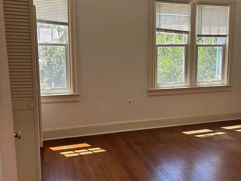 3533 W Pl NW — Photo 10