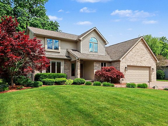 4th image of 107 Westchester Way