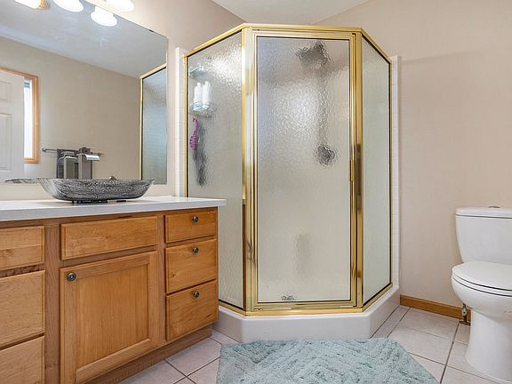4th image of 169 Black Cherry Ln