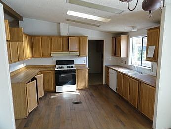 5th image of 28085 Patti Ln