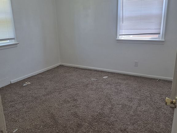 4th image of 2345 Dellrose Dr #B