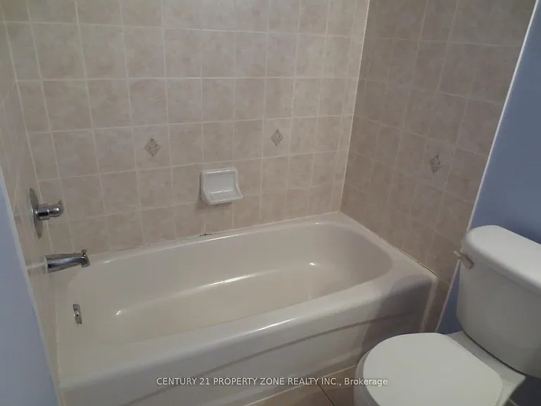 3143 Eclipse Ave — Photo 3