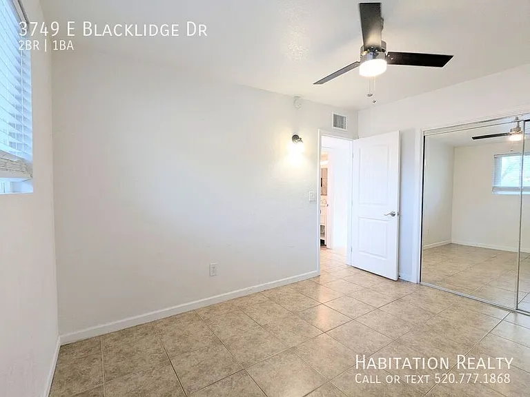 3749 E Blacklidge Dr — Photo 6