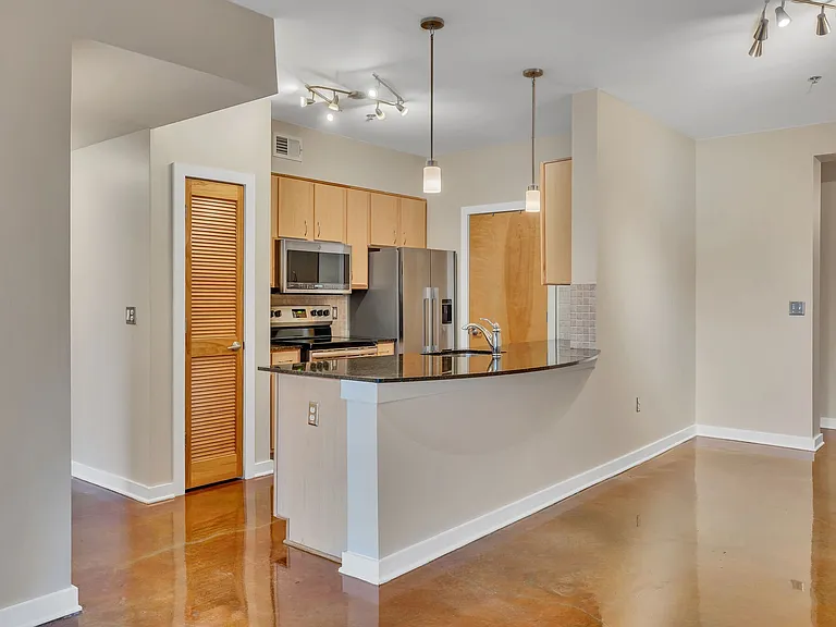 1803 Broadway #430 — Photo 7