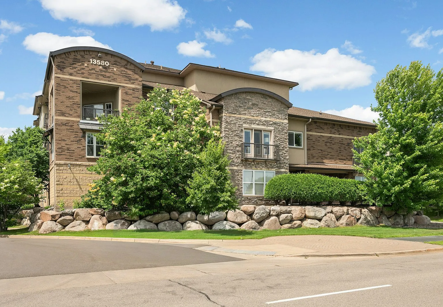 13580 Technology Drive — Photo 3