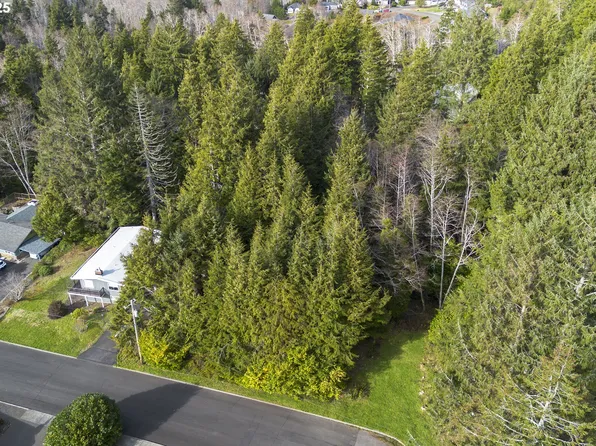 0 Alpine St, Seaside, OR 97138