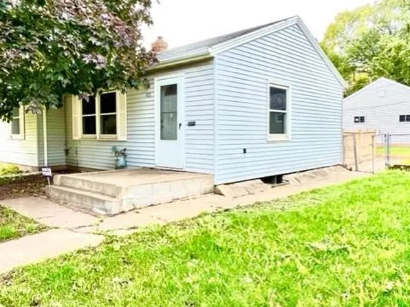 411 White Bear Ave N, Saint Paul, MN 55106