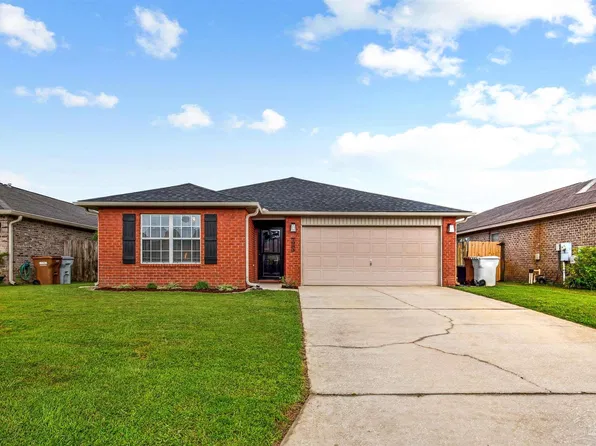 7983 Herzog Ct, Navarre, FL 32566