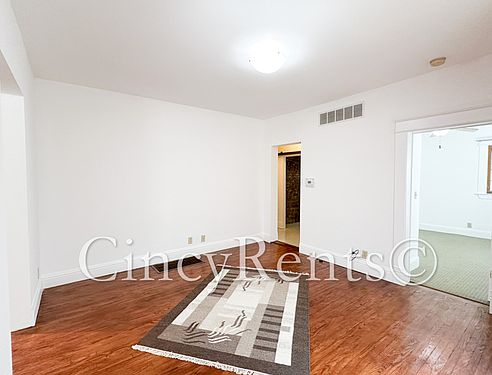 4th image of 2216 Adams Ave #1